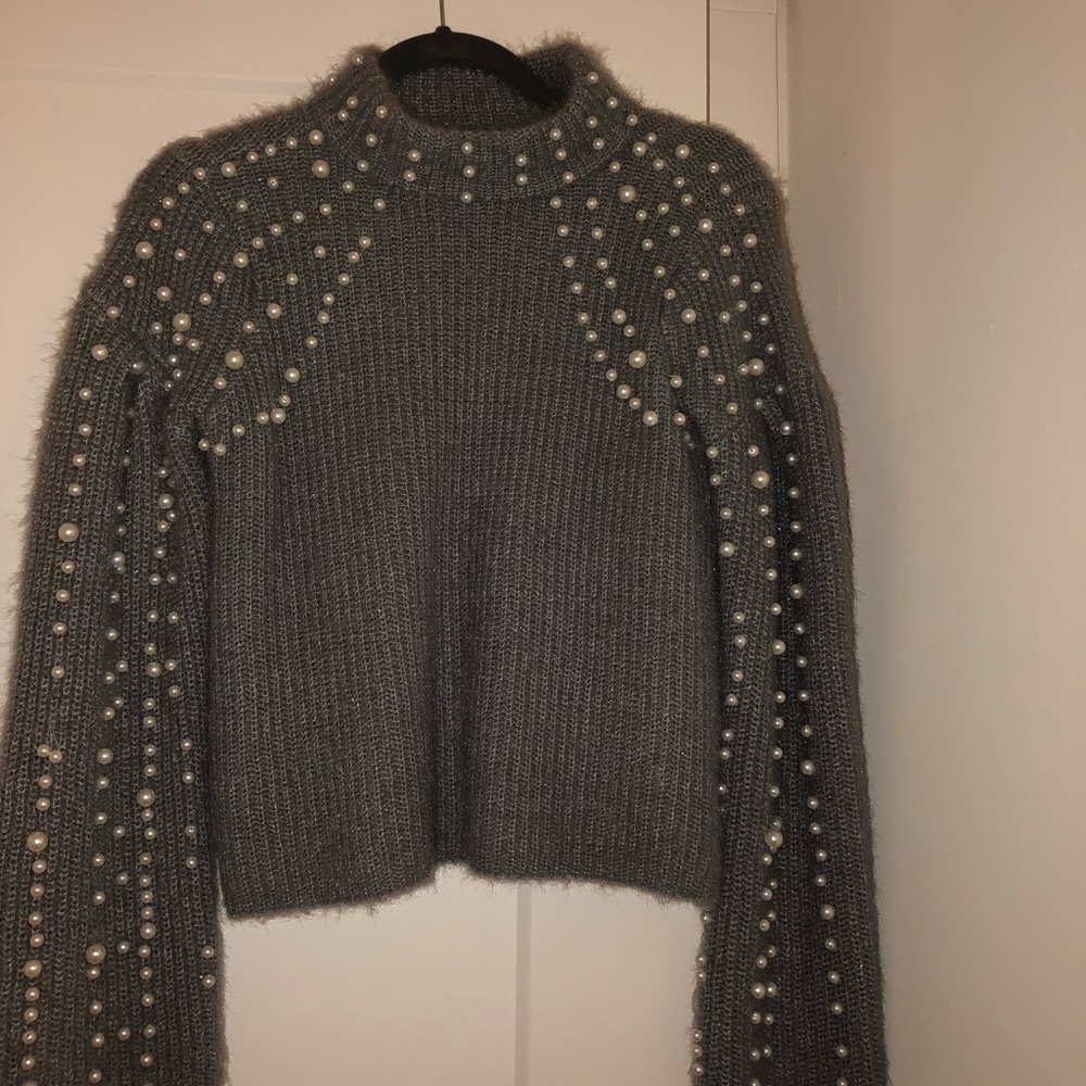 S size so cute pearly knit ..